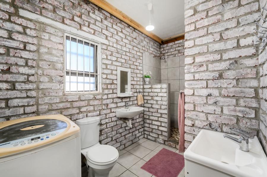 4 Bedroom Property for Sale in Cannonville Eastern Cape